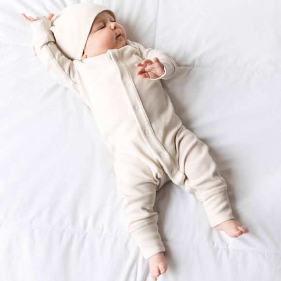 Colored Organics | Emerson Natural Sleeper - Picture 3 of 4